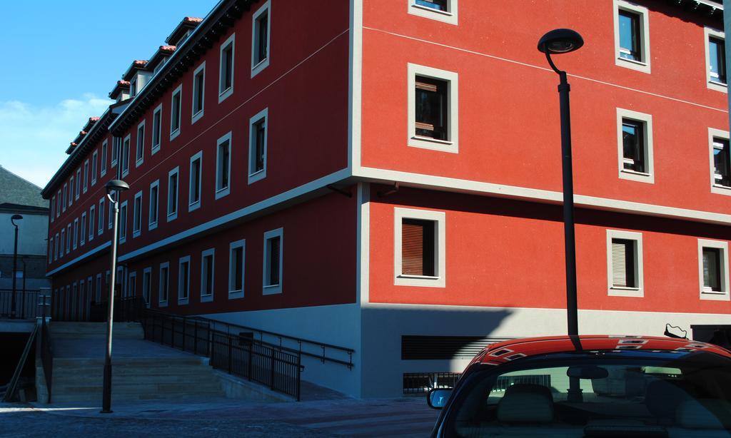 The Factory Residence Hall Segovia Exterior foto